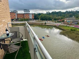 Fantastic River Views Apartment Pass the Keys - Colchester - 0