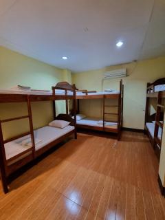 Mojica Residencia Hotel - Vigan - 9
