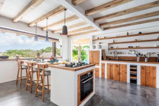 Mediterranean Boutique Hotel - Bingin Beach - 4