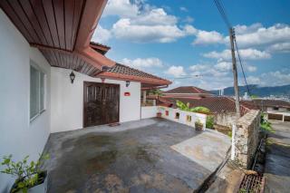 3 plus 1BR Ocean Breeze Villa 'Brad House Patong' - Patong Beach - 9