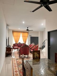 Homestay Seri Iskandar By Ummi - Seri Iskandar - 2