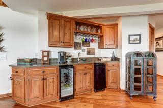 Falken Haus - Relax in Seclusion with Panoramic Lake Views - Jasper - 7
