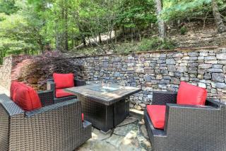 Falken Haus - Relax in Seclusion with Panoramic Lake Views - Jasper - 2
