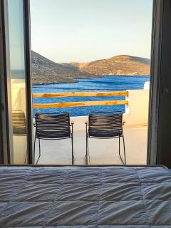 PANORMOS ART Beachfront Suites - 5