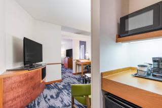 Fairfield Inn & Suites Columbia - Columbia - 2