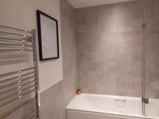 Modern Flat Close to Heathrow Airport & Central London - 3