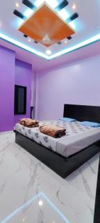 OMKARA GUEST HOUSe - Ellora - 9