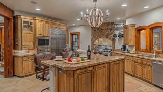 Boulder Ridge Retreat - 5