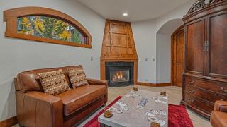 Boulder Ridge Retreat - 2