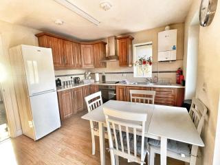 No1 Glan Nodwydd - 1