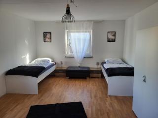 Große Komfortable Monteurswohnung - Gutenacker - 3