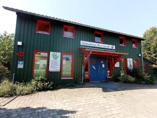 FEWO Villa Farbenfroh Monteurzimmer Garten Wlan 3SZ 120qm - Wathlingen - 0