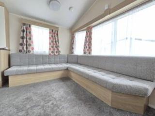 Homely 4 Berth Caravan For Hire In Lincolnshire At Sunnydale, Ref 35122S - Louth - 3