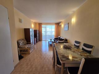 Apartment in Central Plaza - Sunny Beach - 9