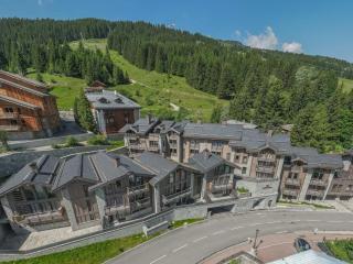 Appartement neuf proche pistes, 4 chambres avec sauna et cheminée - FR-1-562-63 - Courchevel - 2