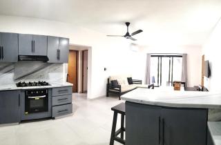 Beautiful apartment 3 min from airport - 6