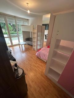 Géante Chambre Privative avec Balcon pour Groupe - Castres - 0