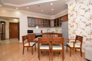 Northern Avenue, 2 bedrooms Unique ,Comfortable apartment HH550 - 1