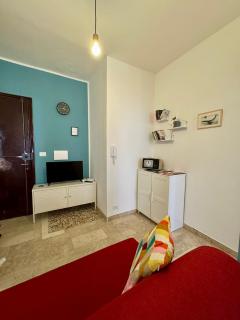 Jaky Maison Torino, Cozy & Modern Stay with Wi-Fi, Kitchen & Balcony - Torino - 2