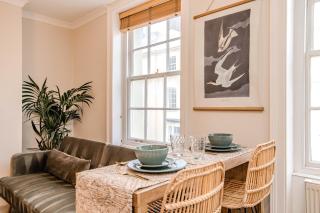 Elegant 1 Bedroom Flat Near Brighton Pier and Lively Kemptown - Brighton & Hove - 4