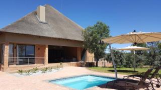 Zebula Golf and Wildlife Estate - Bushveld Bliss Pax 14 - Moi Signature Luxury villa - 1
