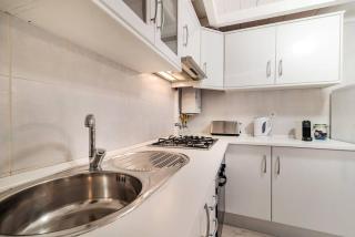 Duplex Lx Factory 2 BR - Patio - Free parking - Lissabon - 9