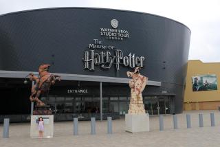 Modern Top Floor Apartment - Watford - 3
