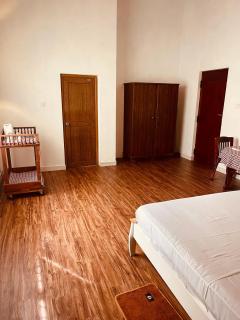 Lake Side Bliss - Sri Jayewardenepura Kotte - 7