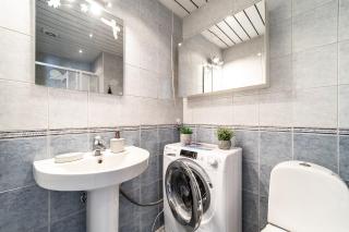 Top floor near ferry terminal - free parking - Tallinn - 9