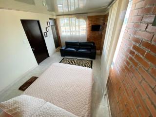 Apartamento en último piso hermosa vista al pueblo y lago - Paipa - 0