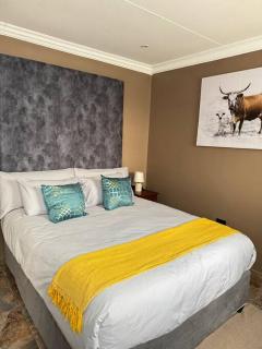 Spacious stay-in 2bedroom apartment - Kempton Park - 9