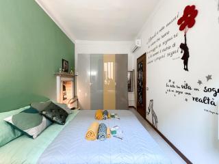 Elegant three-room apartment in Porta Romana - Milan - 8