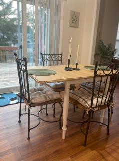 Charming Entire 3 Bedrooms House with AC and Wifi - Charlotte - 8