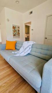 3 Bed Pad in Quiet and Central Jax Burb - 2