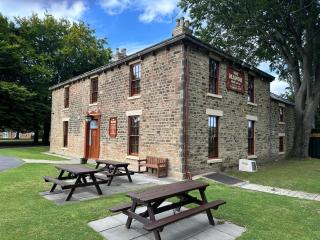 The Manor - Bishop Auckland - 6