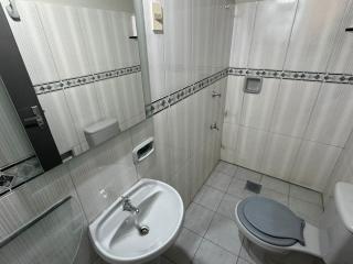 Habitacion doble en el centro de asunción solo efectivo guaranies - 1