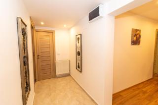 Central Suite Elegance - Bucarest - 3