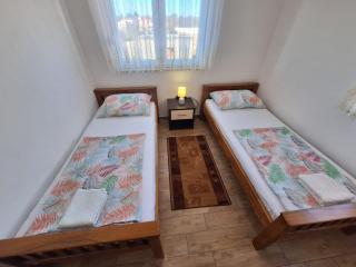 Apartments with a parking space Seline, Paklenica - 23552 - Starigrad-Paklenica - 4