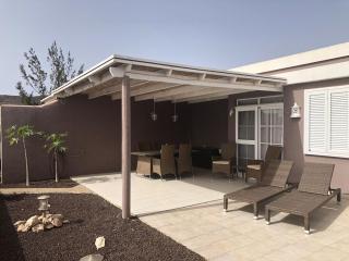 Annelie Comfortable Holiday Residence - La Pared - 9