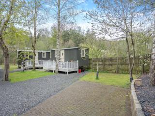 Joseph's Hide - Uk43570 - 0