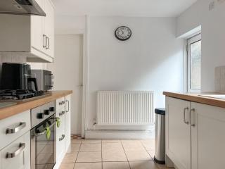 Taffs Well Cottage - 3