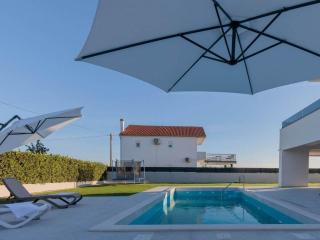 Stunning Villa Marea with a private pool - Vrsi - 7