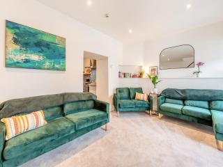 Pembroke House - Tenby - 8
