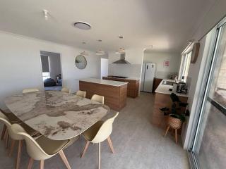 Abrolhos Beach House - 8