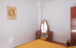 Amazing Apartment In Grottammare - Grottammare - 1