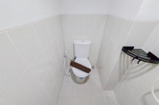 Homey Studio (No Kitchen) Urbantown Serpong Apartment By Travelio - 8