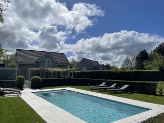with pool Comfortable holiday residence - Kamperland - 1