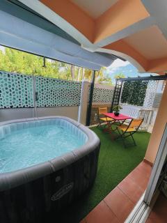 Plage St-Anne T2 rdc - 1