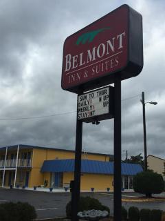 Belmont Inn and Suites - 4