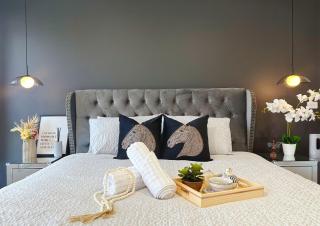Luxe Retreat with Spa - Near airport & CBD - Howrah - 0